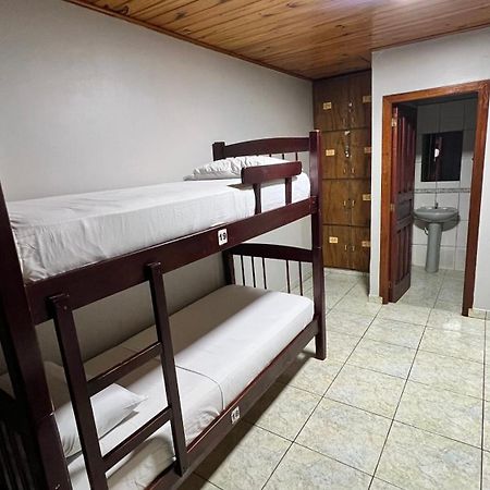 Hostel Peter Pan 伊瓜苏港 外观 照片