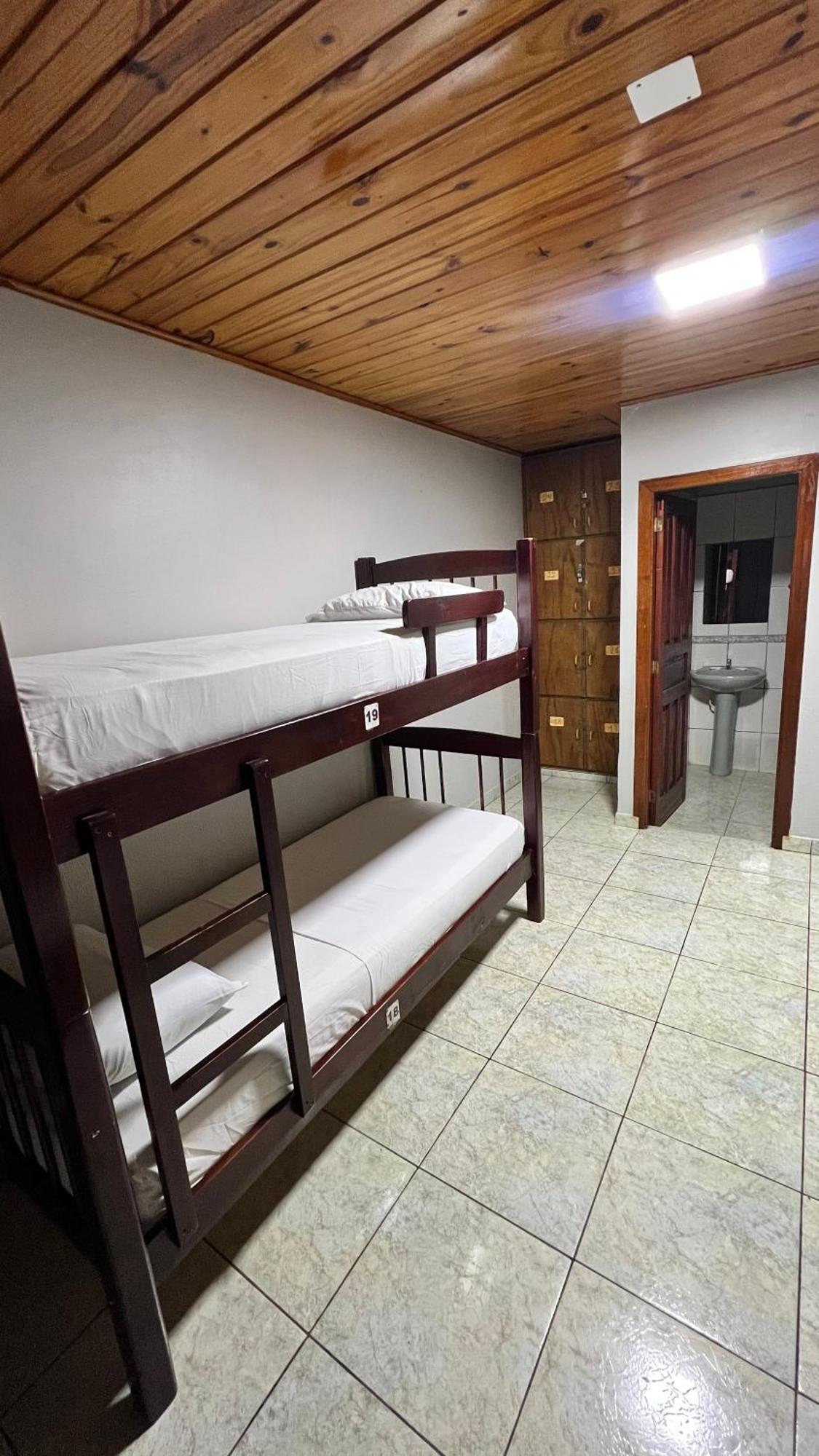 Hostel Peter Pan 伊瓜苏港 外观 照片